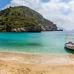 Stunning Motor Yacht In Corfu Гоувия