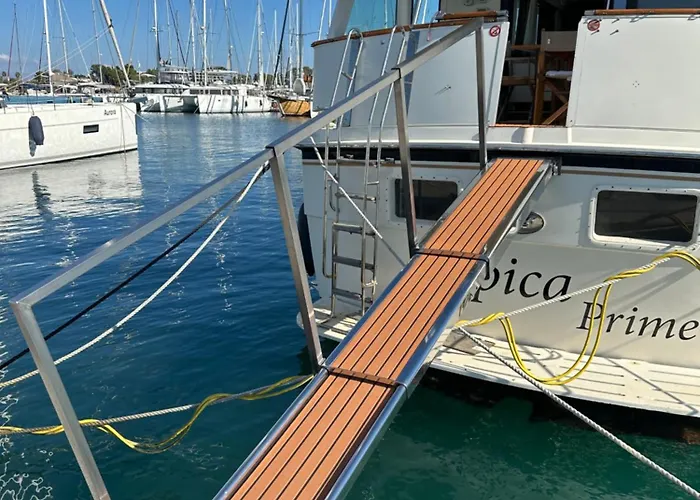 Stunning Motor Yacht In Corfu Tekne *