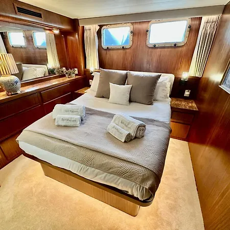 Stunning Motor Yacht In Corfu *