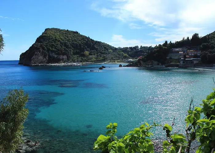 Stunning Motor Yacht In Corfu Båthotell