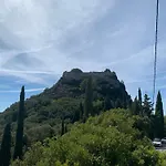 Tekne Stunning Motor Yacht In Corfu *