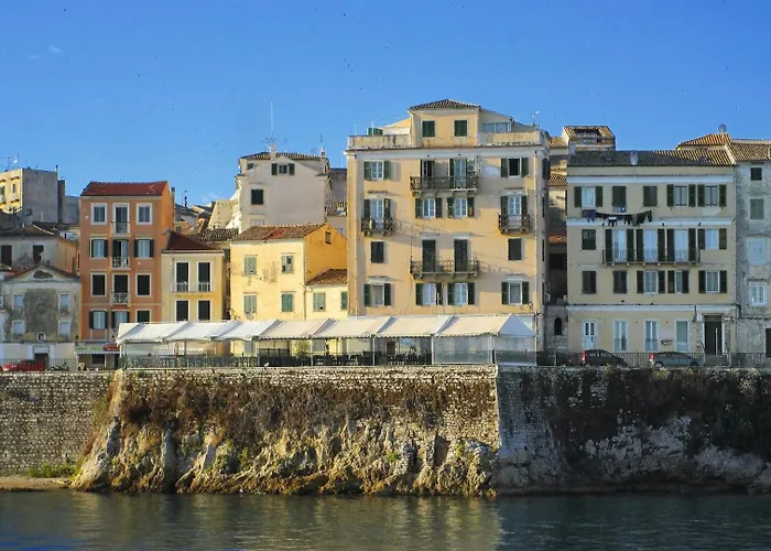 Tekne Stunning Motor Yacht In Corfu Gouvia